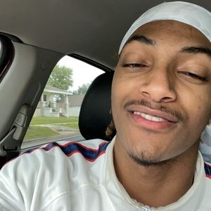 Meet your Posher, Leonard